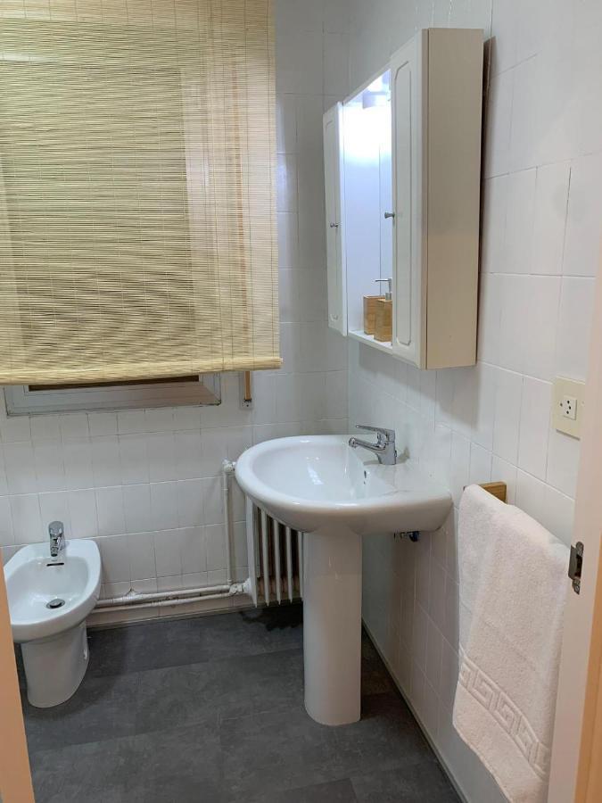 N&e - Avd San Rosendo Apartment
