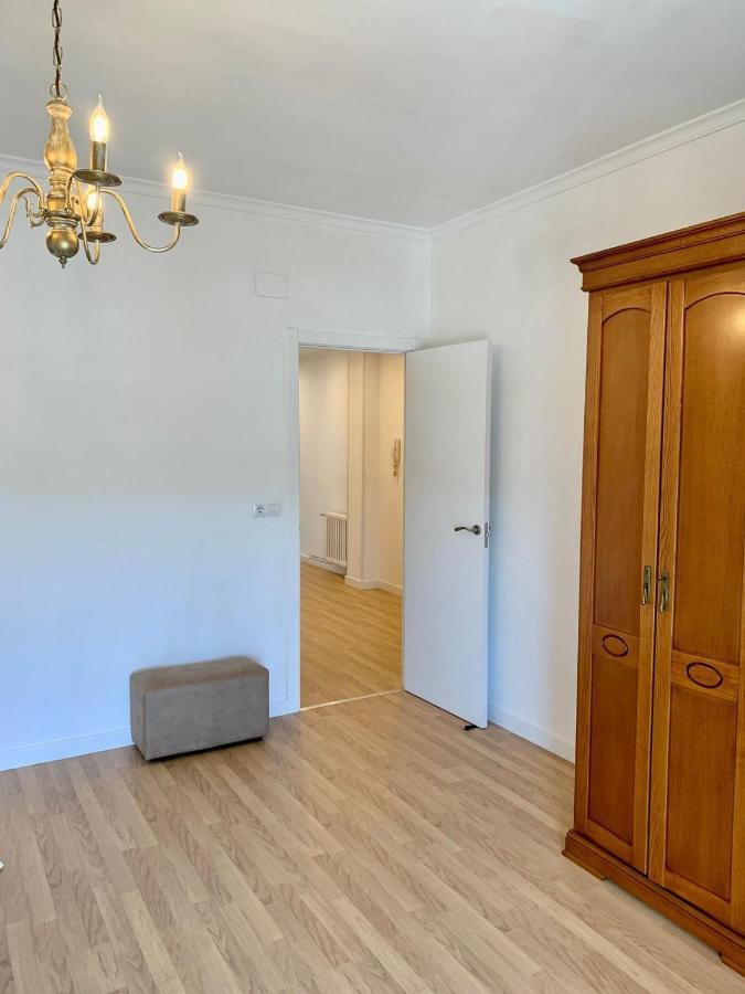 N&e - Avd San Rosendo Appartement Celanova