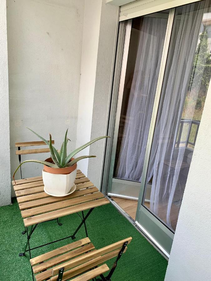 N&e - Avd San Rosendo Appartement Celanova